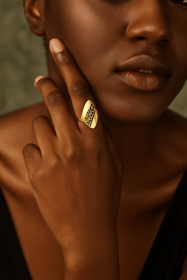 Novara™ Skyrim-Inspired Gold Ring - Image 3