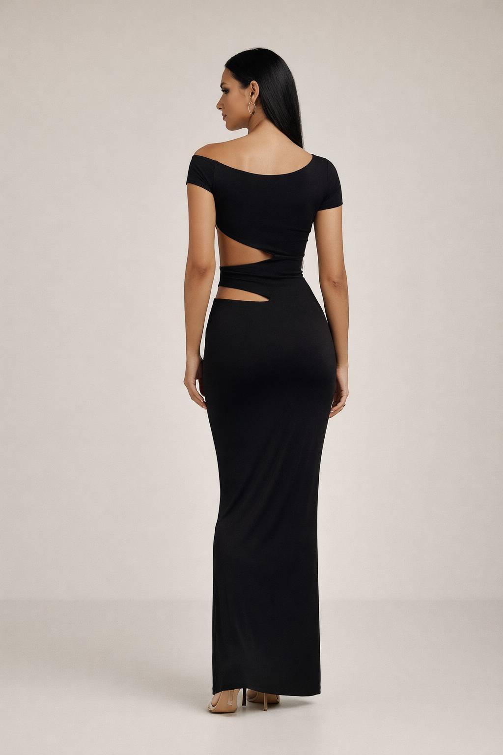 Noire™ Obsidienne Cutout Maxi Dress - Image 4
